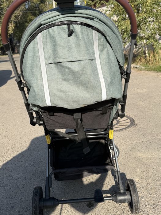 Продам коляску 20 тыс