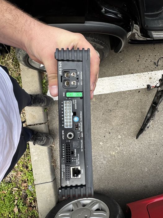 Vand amplificator audison ap 8.9 bit