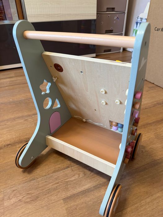 Ходунки-каталка для малыша