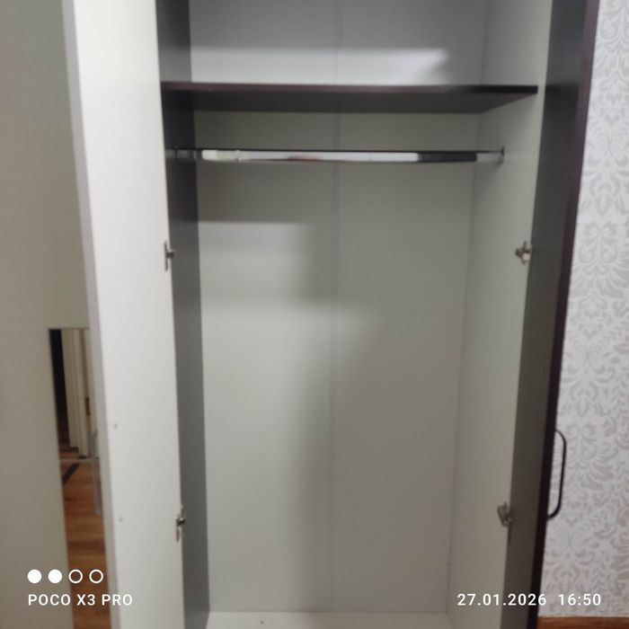 Шкаф продается 55000