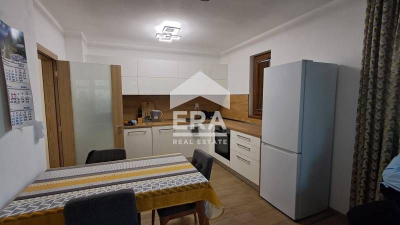 Двустаен обзаведен апартамент за продажба, със собствен двор/веранда,