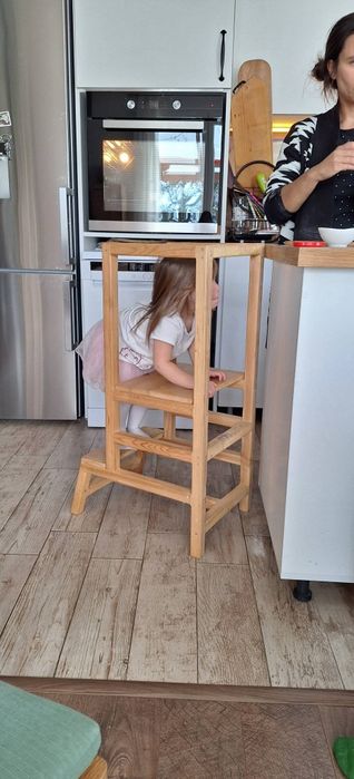 Помощна кула Монтесори