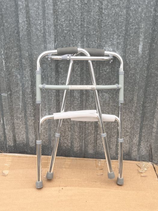 Продам ходунки взрослые