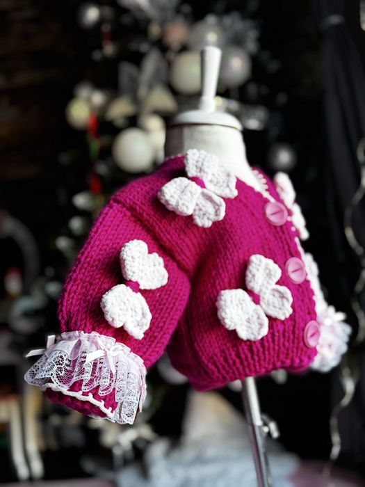 Carfigan lucrat manula cu flori