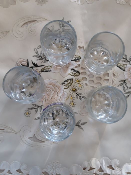 Рюмки                   стекло