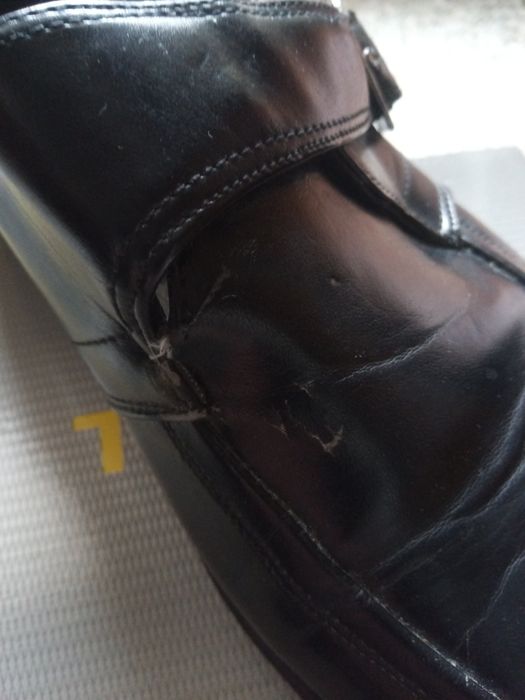 Черни мъжки обувки