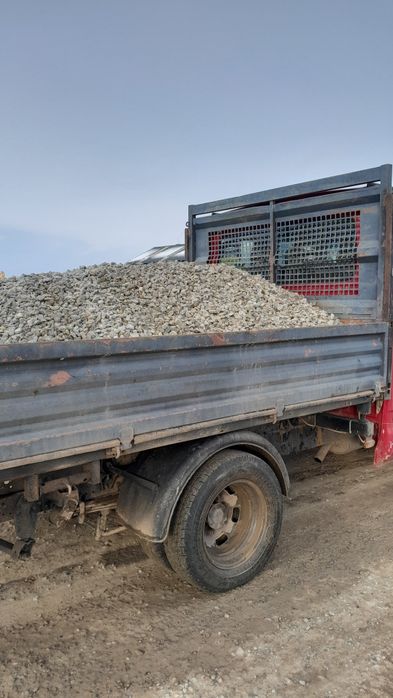 Transport pământ negru nisip mărgăritar piatră etc preț ff ieftin.