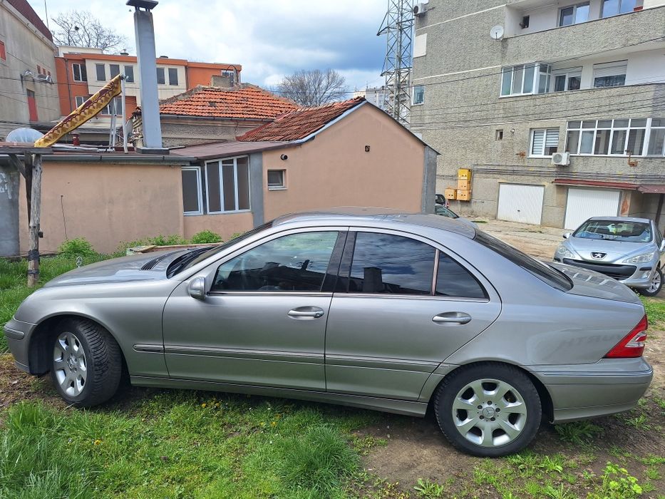 Mercedes Benz C200 1.8 Kompressor ГАЗ-БЕНЗИН