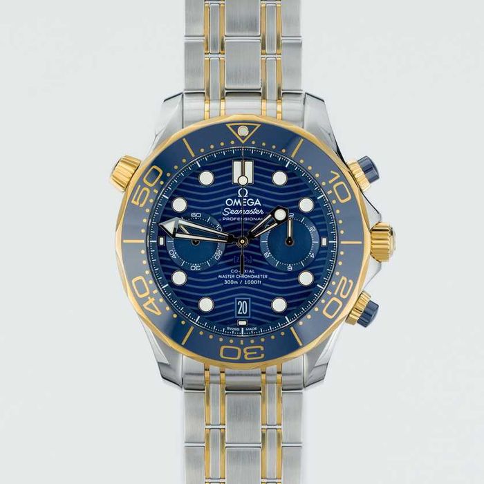 Omega Seamaster Diver Chronograph 300M 44mm Steel & Yellow gold