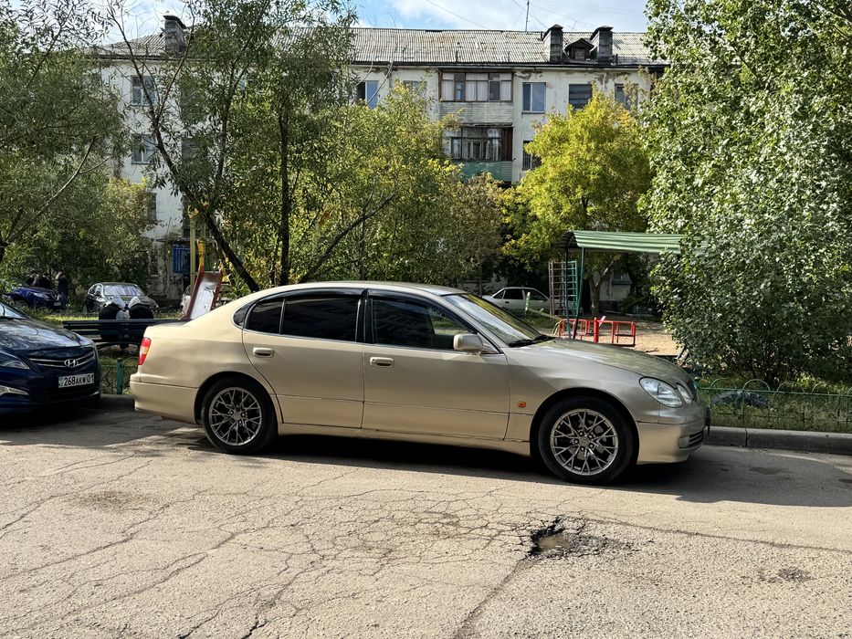 Продам диски R17 Lexus