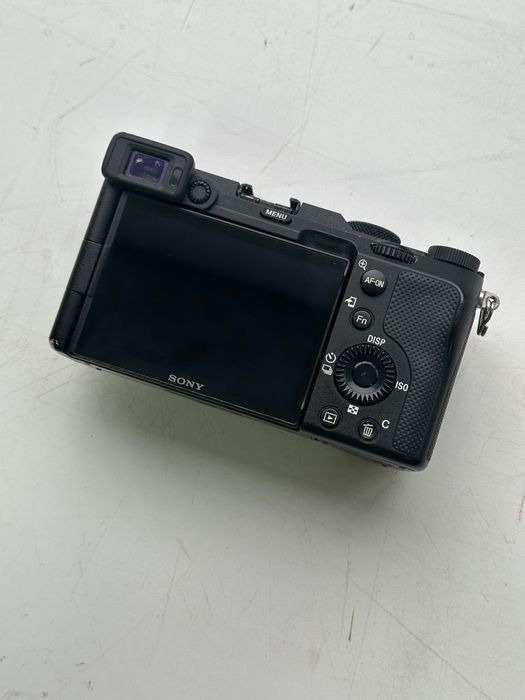 Продается Sony a7 C