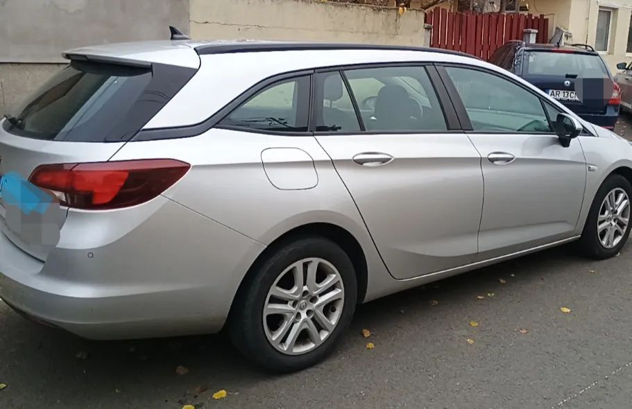Opel Astra Vând sau Schimb Opel Astra