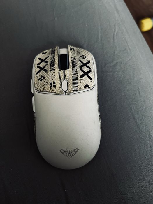 Мышка aula  белая