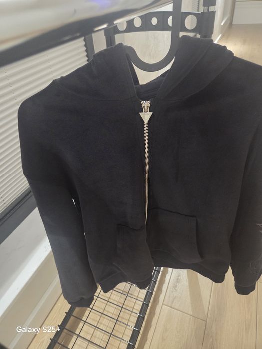 GUESS суитчър 10год.