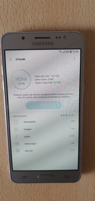 Vând telefon samsung j5