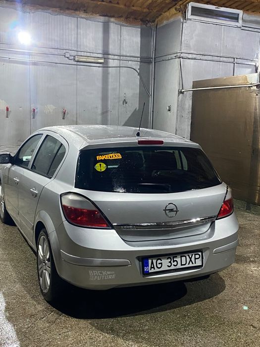 De vanzare Opel astra H
