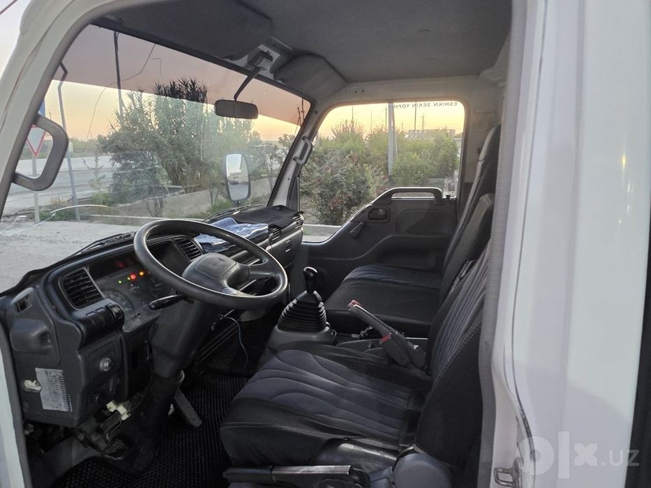 Isuzu Radnoy Samasval Yili 2015