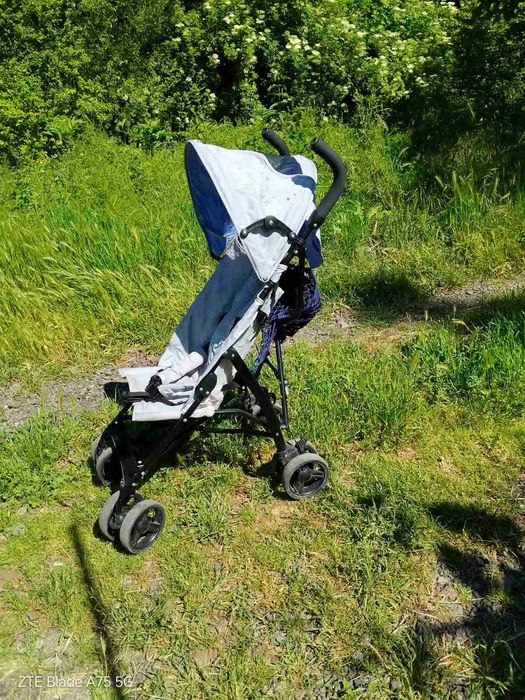 Детска люлка и лятна количка