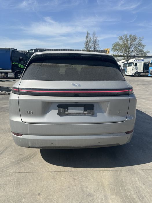 Lixiang L7 2024 — 4