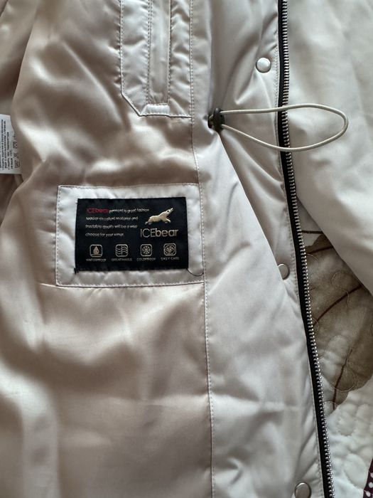 Продам куртку женскую