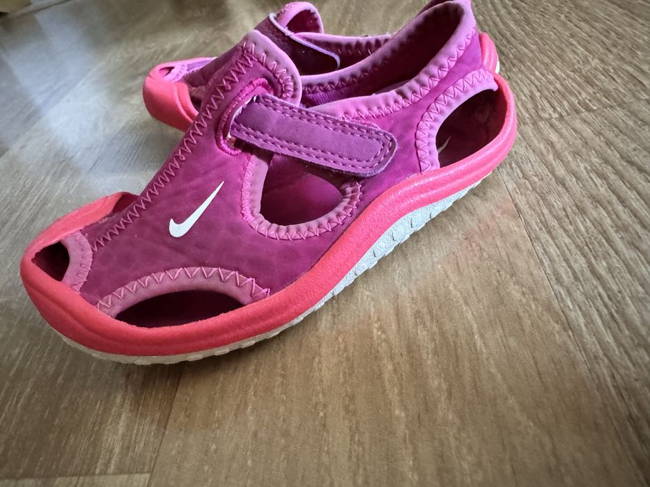 Sandale fetite Nike 23