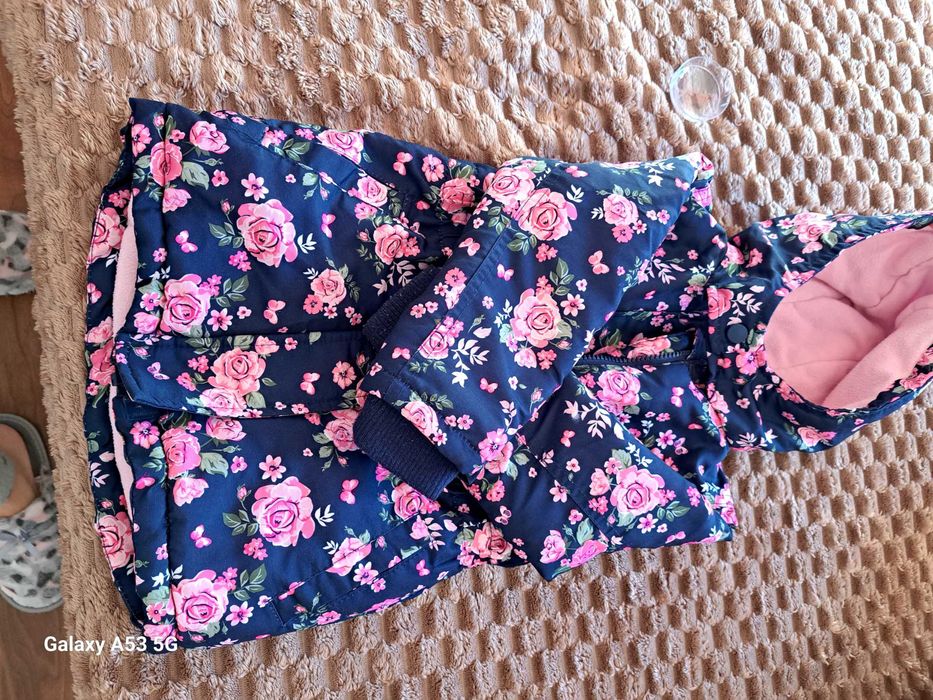 Продавам детско зимно яке