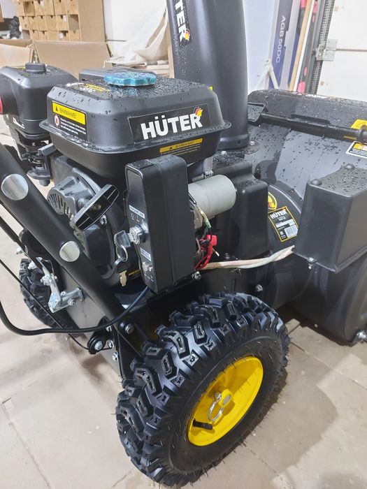 Продам снегоочиститель