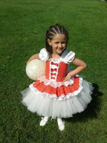 Красива детска рокля