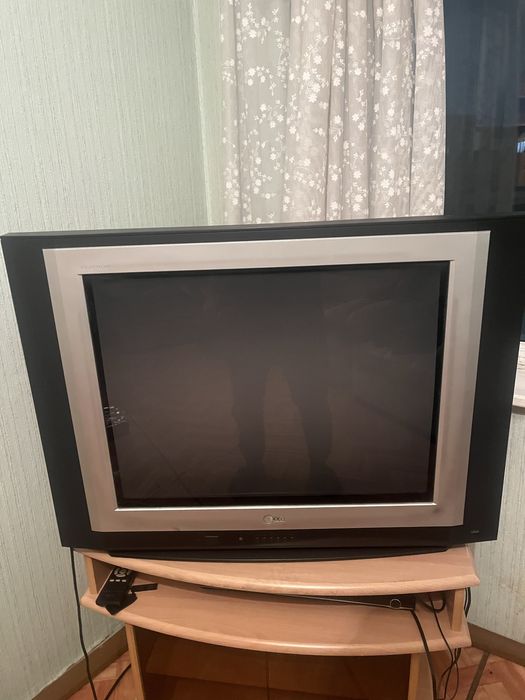 Посуды хрустальный