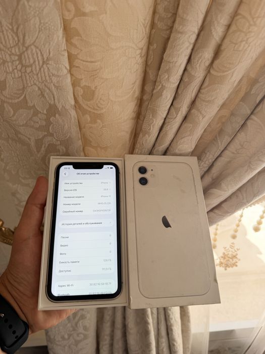 iPhone 11/128Gb - В отличном состоянии