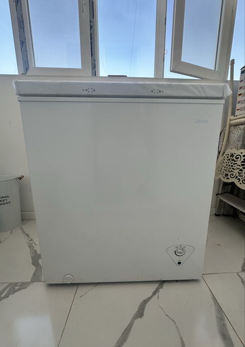 Морозильный ларь Midea