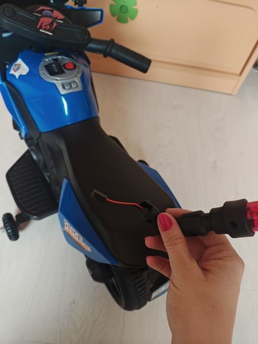 Акумулаторен детски мотор Chipolino