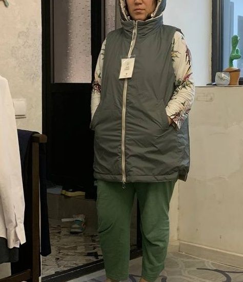 Куртка двухсторонняя фисташкового цвета и кремов по цвету