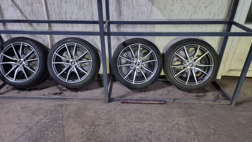 245/40/19 Диски с Резиной Оригинал