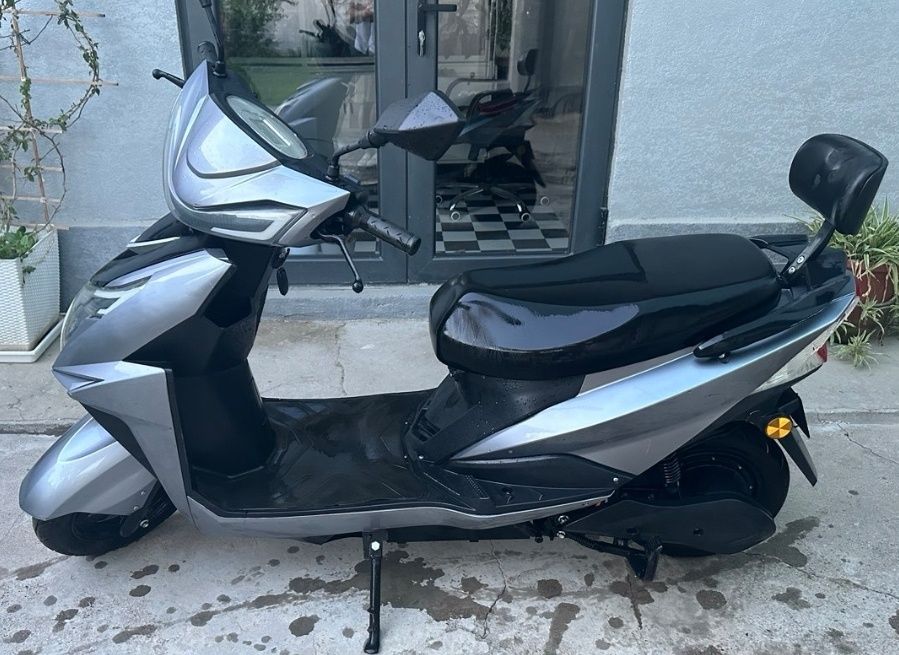 Электрический скутер Vmx motors