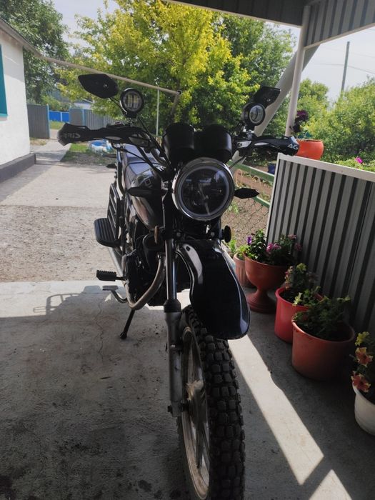 Продам мотоцикл YAQI 200 куб