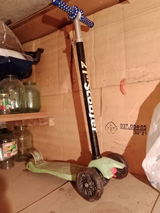 Продам детский самокат