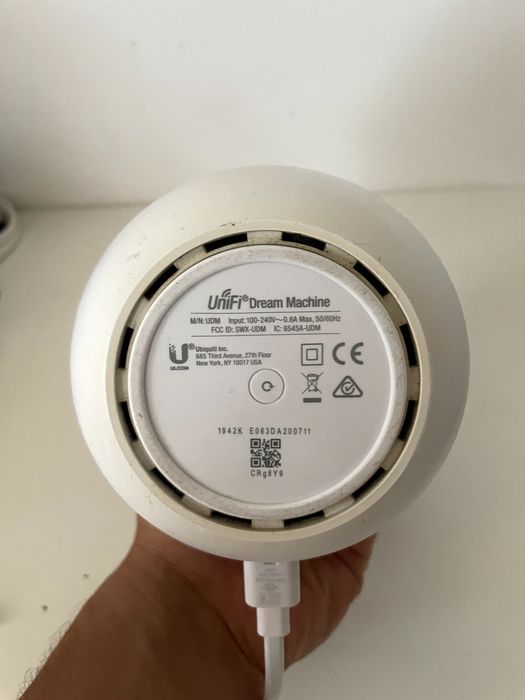Router UniFi Dream Machine Ubiquiti - UDM - DEFECT