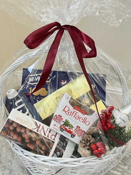 Корзина сладостей