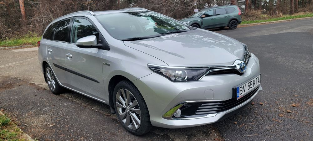 Toyota auris 1.8 hybrid 2018- 28 mii km.