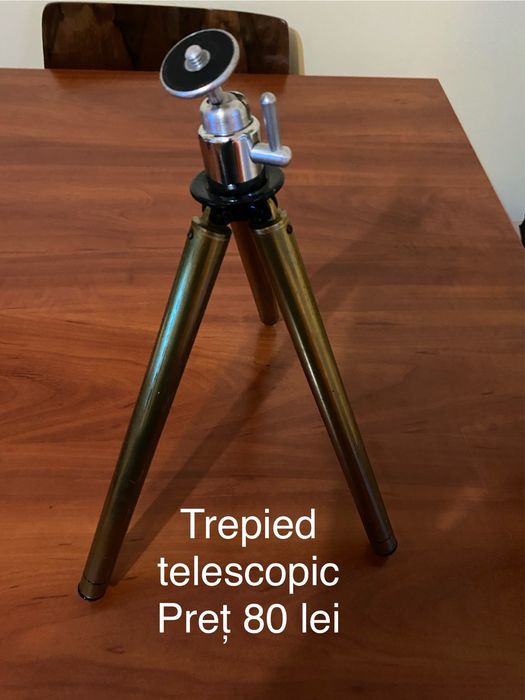 Trepied telescopic pentru aparat foto