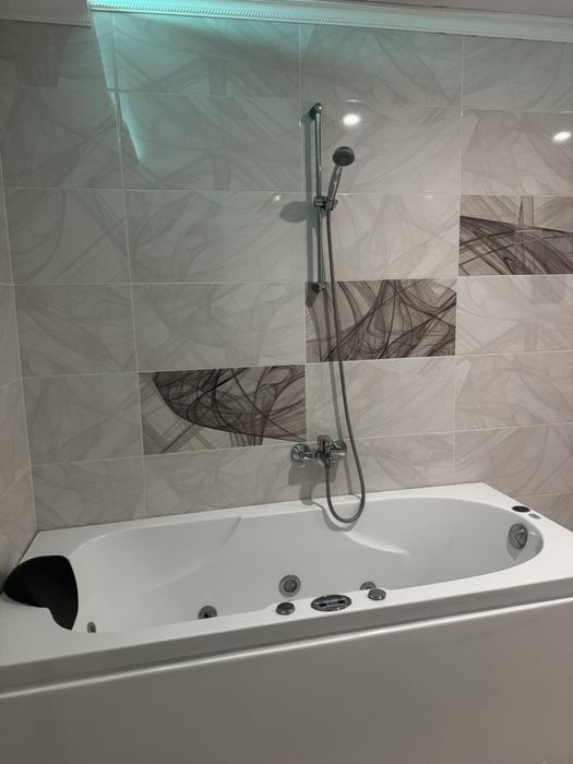 Хидромасажна вана