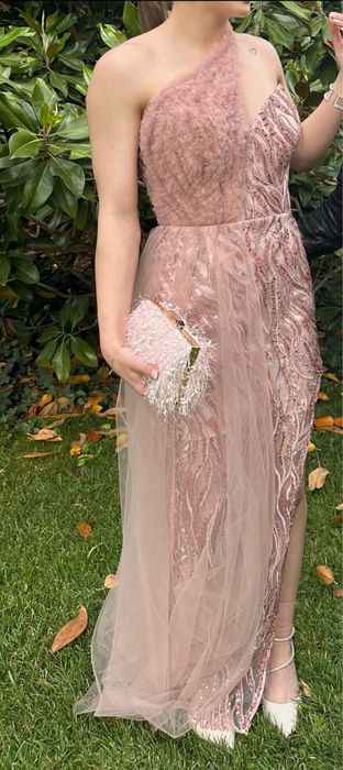 Бална рокля