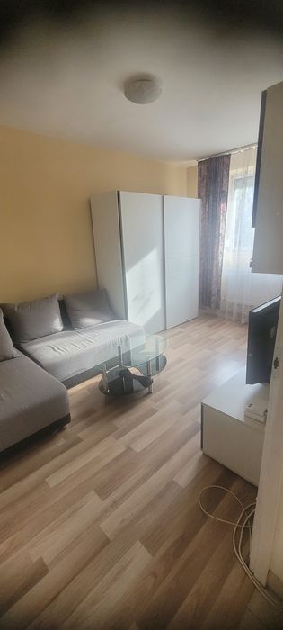 Apartament de închiriat