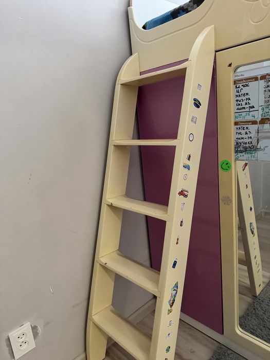 Кровать детская (чердак), двухэтажная