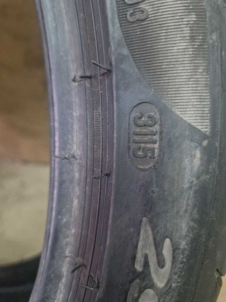 1 Pirelli R20 295/30/ 
лятна гума DOT3115
