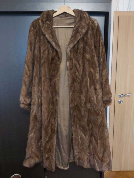 Кожено палто дамско