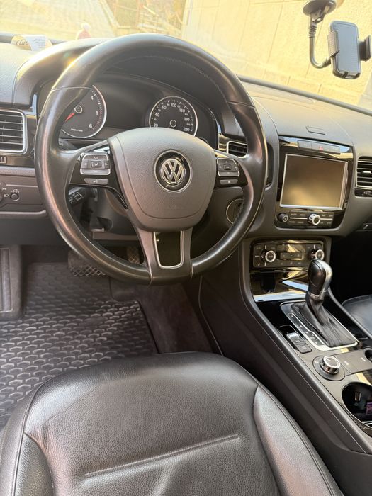 Vw touareg 2013, diesel 3.0 automat sau schimb cu auto 4x4 de padure