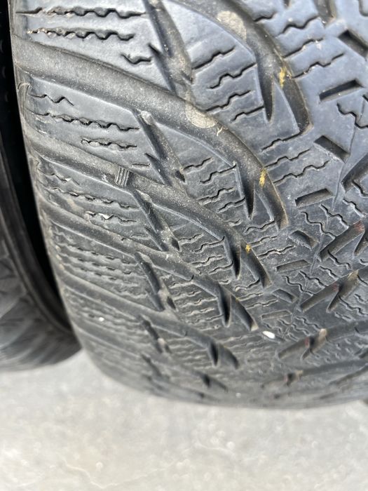 4 бр. зимни гуми 215/65/16 Kumho  6 mm DOT 2817