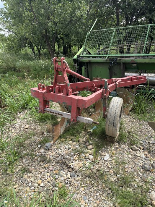 Vand diferite pluguri